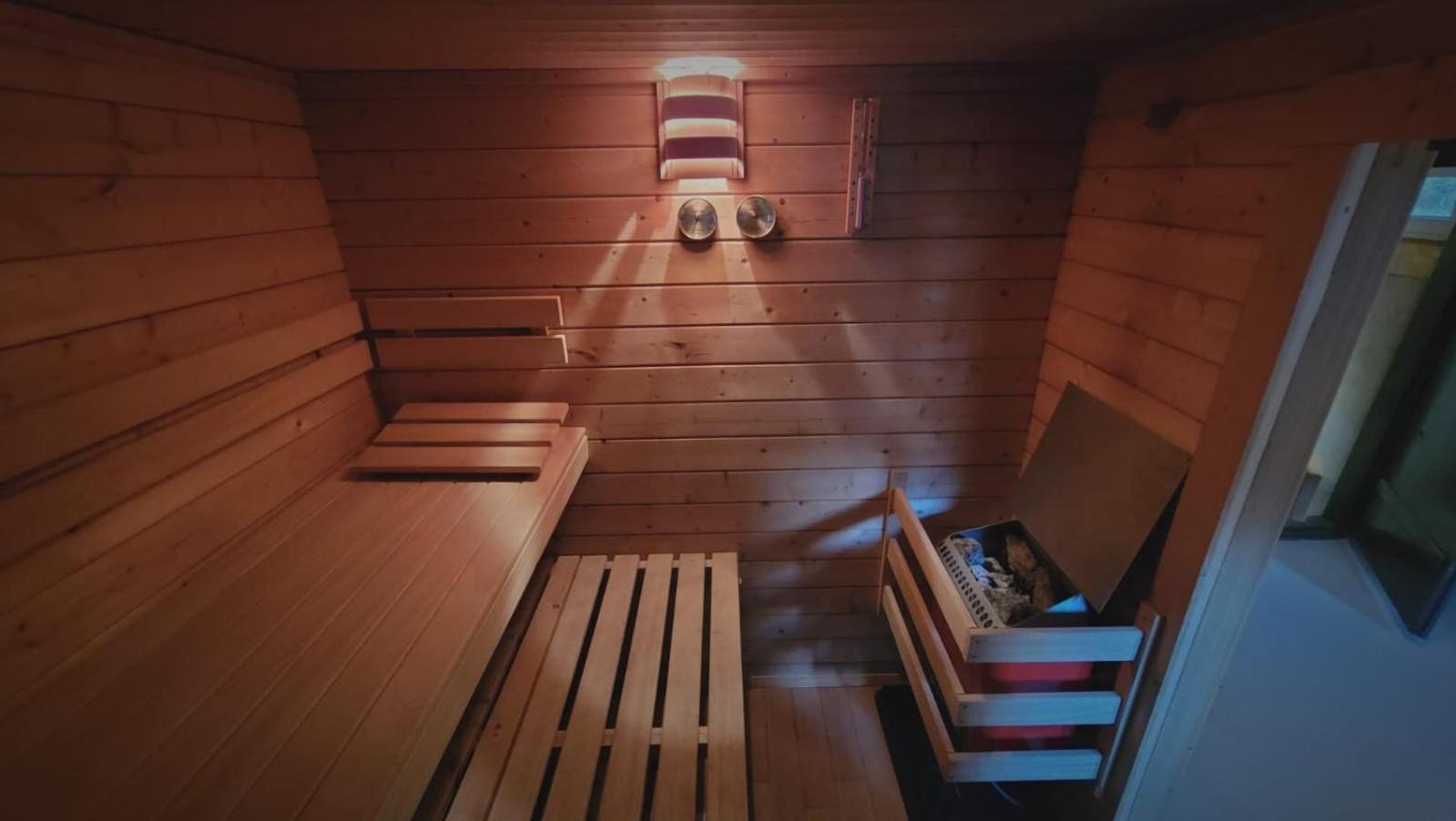Casa Cuschina - mit Sauna Dardin Exterior foto