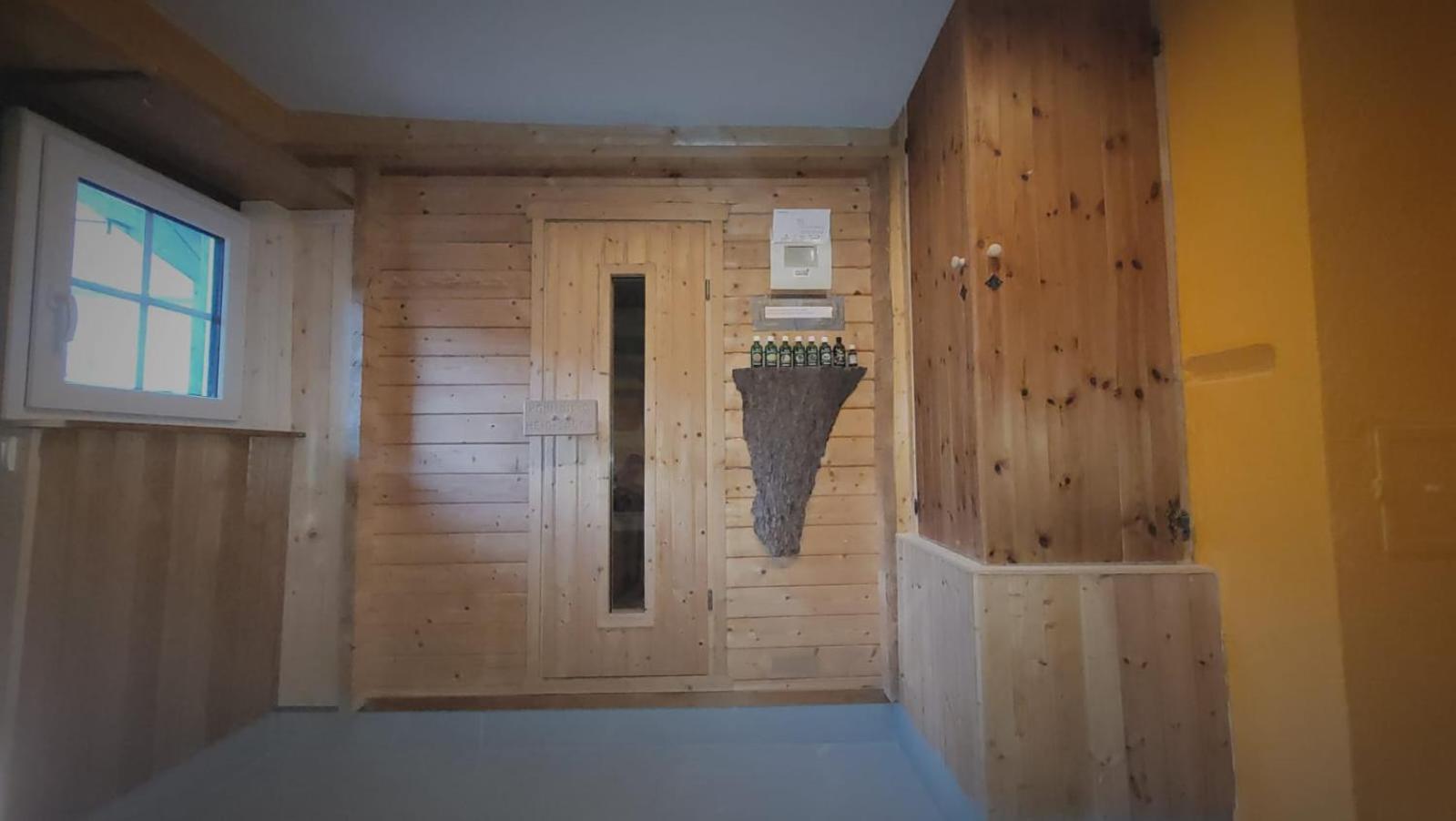 Casa Cuschina - mit Sauna Dardin Exterior foto